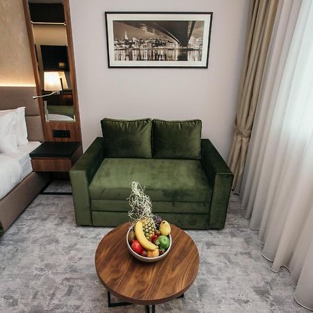 Central Point Hotel Beograd Экстерьер фото