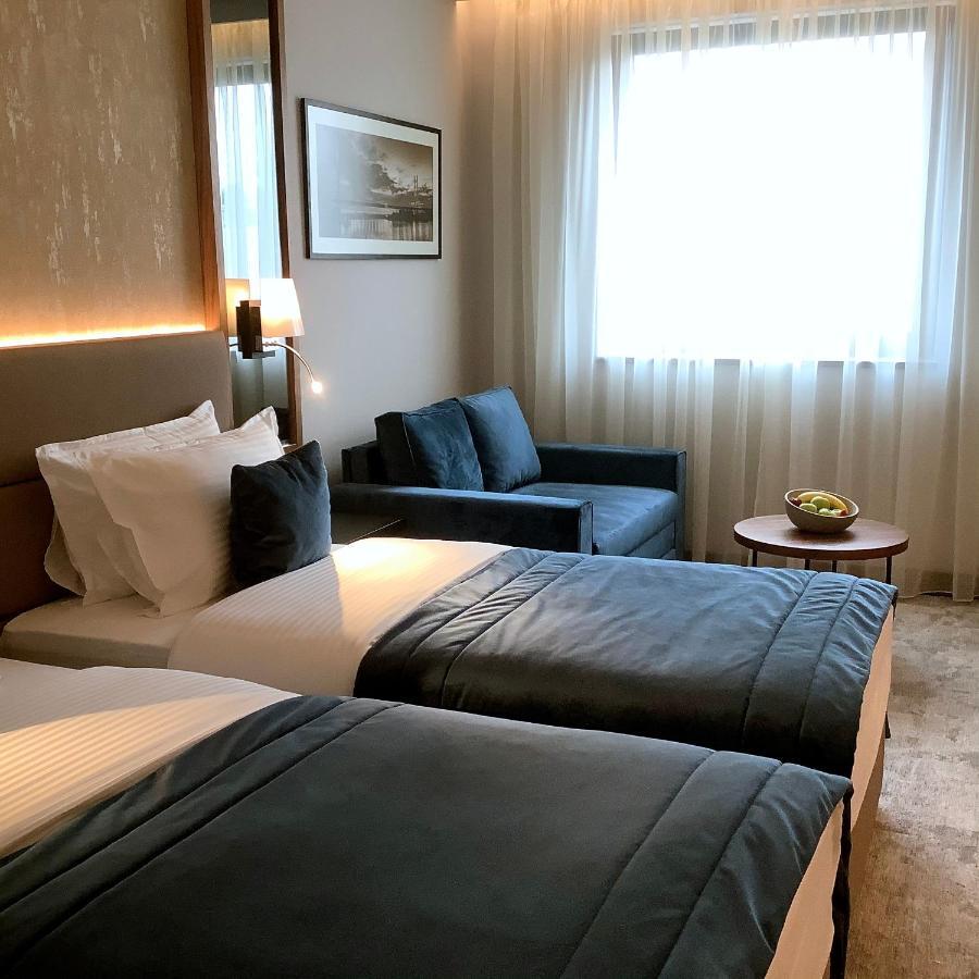 Central Point Hotel Beograd Экстерьер фото